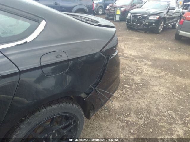 3FA6P0H95FR269084 Ford FUSION SE