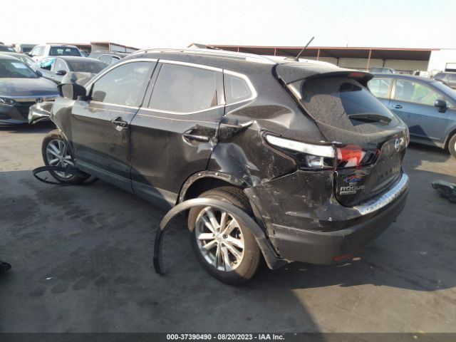 JN1BJ1CP8JW165283 Nissan Rogue Sport Sv