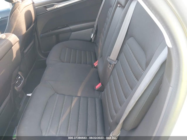 3FA6P0HD5FR128472 Ford FUSION SE