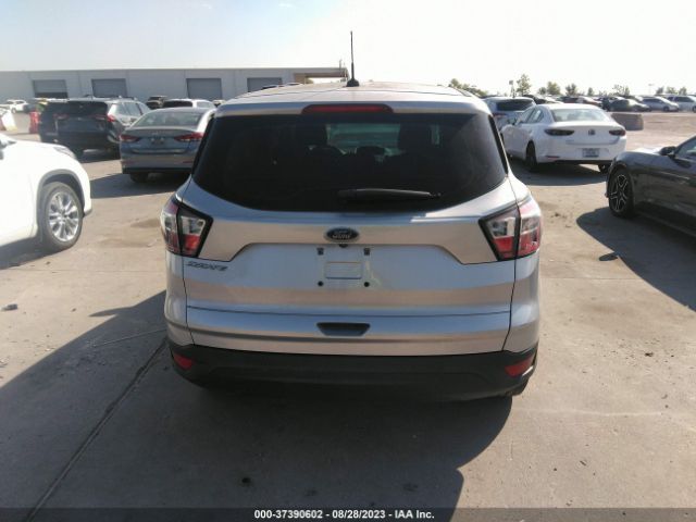 1FMCU0F71HUC13805 Ford ESCAPE S