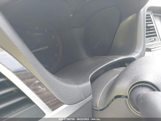 Genesis G80 3.8l 2018 KMHGN4JE1JU268336 Image 15