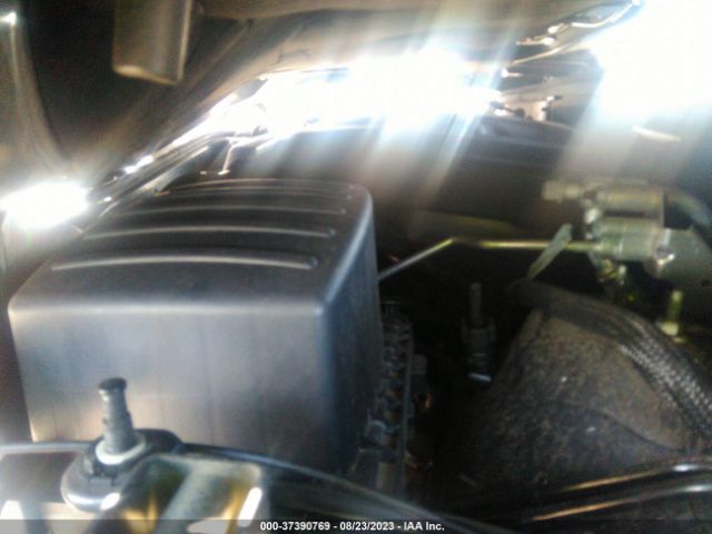 1C4RJFAG4JC179940 Jeep Grand Cherokee Altitude