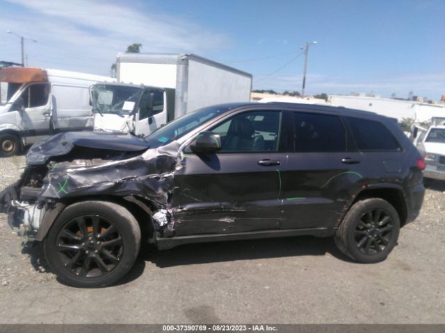 1C4RJFAG4JC179940 Jeep Grand Cherokee Altitude