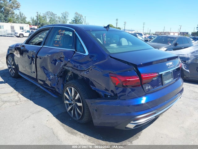 WAUBBAF48NN011273 Audi A4 Sedan Premium Plus