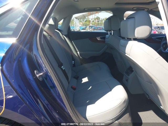 WAUBBAF48NN011273 Audi A4 Sedan Premium Plus