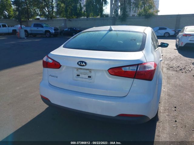 KNAFX4A61F5356059 KIA FORTE LX