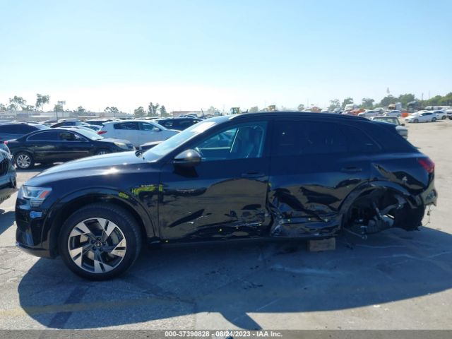 WA1AAAGE2MB028976 Audi E-tron Premium Quattro