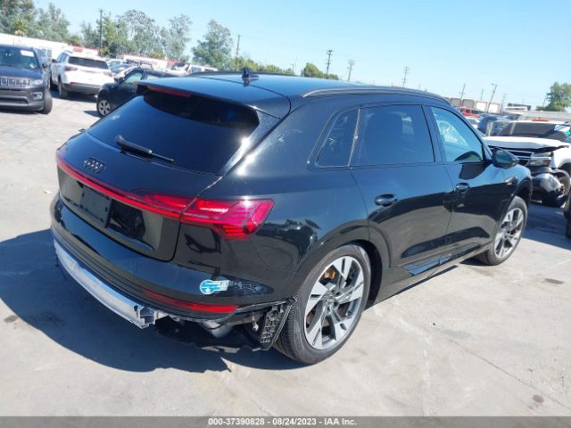WA1AAAGE2MB028976 Audi E-tron Premium Quattro
