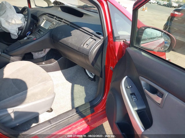 Toyota Prius Four 2015 JTDKN3DU9F0408238 Image 5