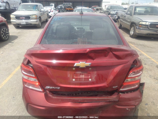 Chevrolet SONIC LT 2018 1G1JD5SH5J4107797 Image 16