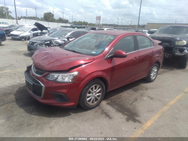 Chevrolet SONIC LT 2018 1G1JD5SH5J4107797 Image 2