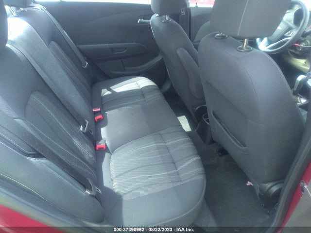 Chevrolet SONIC LT 2018 1G1JD5SH5J4107797 Image 8