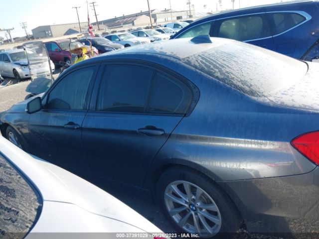 WBA8A9C54JAH12339 BMW 3 Series 320i