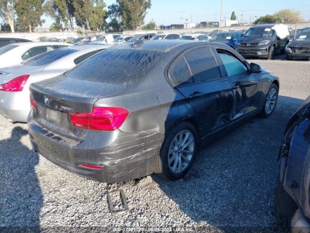 WBA8A9C54JAH12339 BMW 3 Series 320i