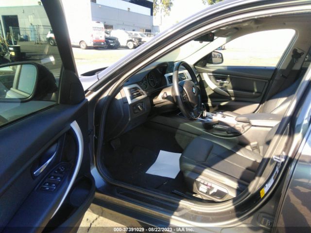 WBA8A9C54JAH12339 BMW 3 Series 320i