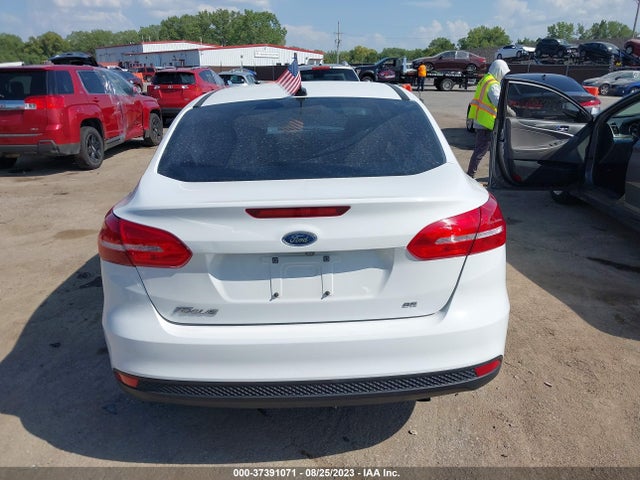 Ford FOCUS SE 2017 1FADP3F20HL342457 Image 16