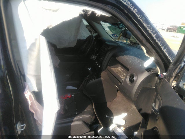 1C4NJPBA5HD186382 Jeep Patriot Sport Se