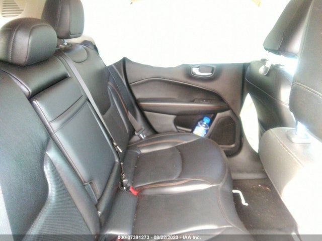 3C4NJDCB1KT601169 Jeep Compass Limited 4x4
