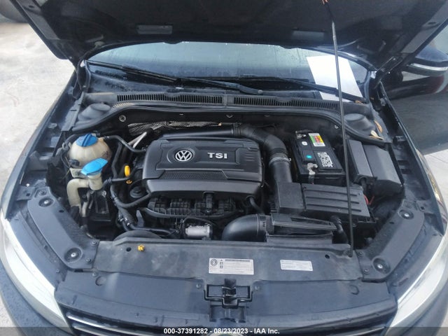 2014 VOLKSWAGEN JETTA SEDAN SE W/CONNECTIVITY VIN: 3VWD17AJ6EM438828