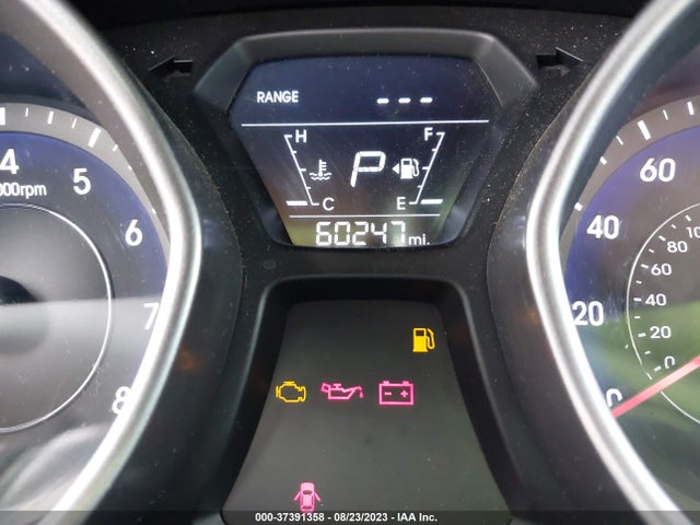 Продажа на аукционе авто 2015 Hyundai Elantra Se, vin: 5NPDH4AE3FH581484, номер лота: 37391358