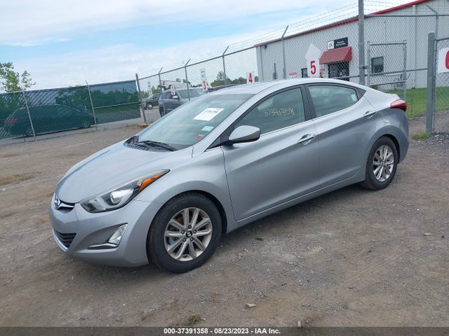 Продажа на аукционе авто 2015 Hyundai Elantra Se, vin: 5NPDH4AE3FH581484, номер лота: 37391358