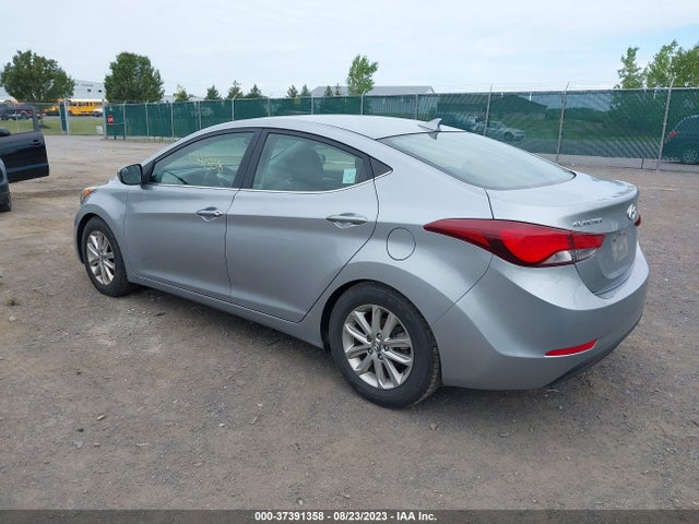Продажа на аукционе авто 2015 Hyundai Elantra Se, vin: 5NPDH4AE3FH581484, номер лота: 37391358