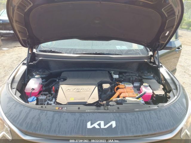 KNDCP3LE3P5097970 KIA NIRO LX