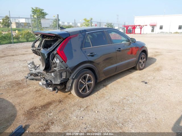 KNDCP3LE3P5097970 KIA NIRO LX