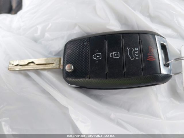 5XYPG4A37JG348304 KIA SORENTO LX