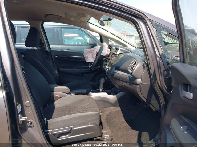 Honda FIT LX 2015 3HGGK5H50FM787643 Image 5