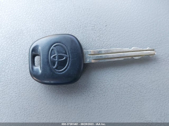 37391461 :رقم المزاد ، 4T1BF3EK3BU603356 vin ، 2011 Toyota Camry مزاد بيع