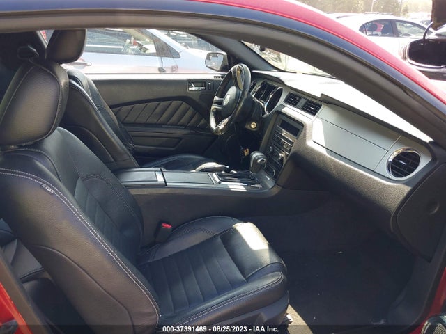 Продажа на аукционе авто 2011 Ford Mustang V6, vin: 1ZVBP8AM0B5135874, номер лота: 37391469