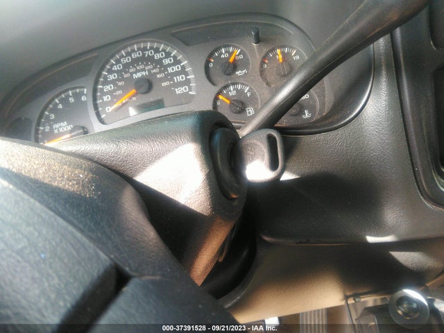 2004 CHEVROLET SILVERADO 1500 LS VIN: 2GCEC19T441235267