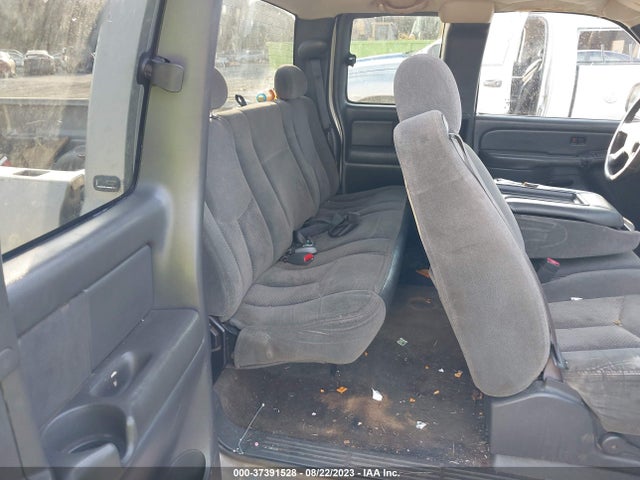 2004 CHEVROLET SILVERADO 1500 LS VIN: 2GCEC19T441235267