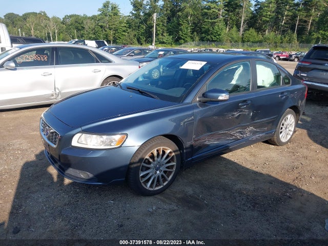 2011 VOLVO S40 VIN: YV1672MS0B2537014