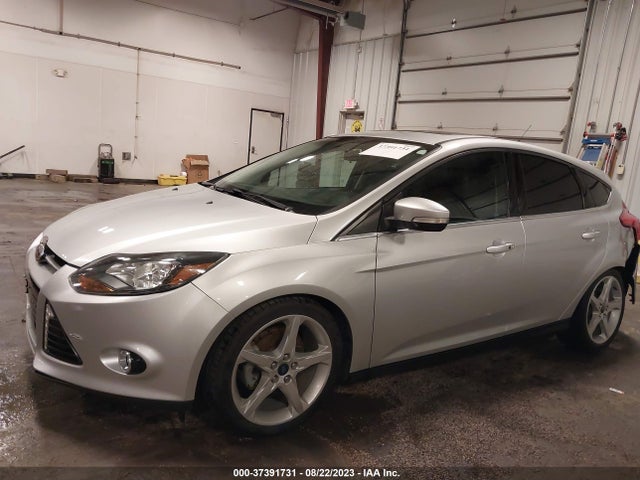 2014 FORD FOCUS TITANIUM VIN: 1FADP3N29EL196850