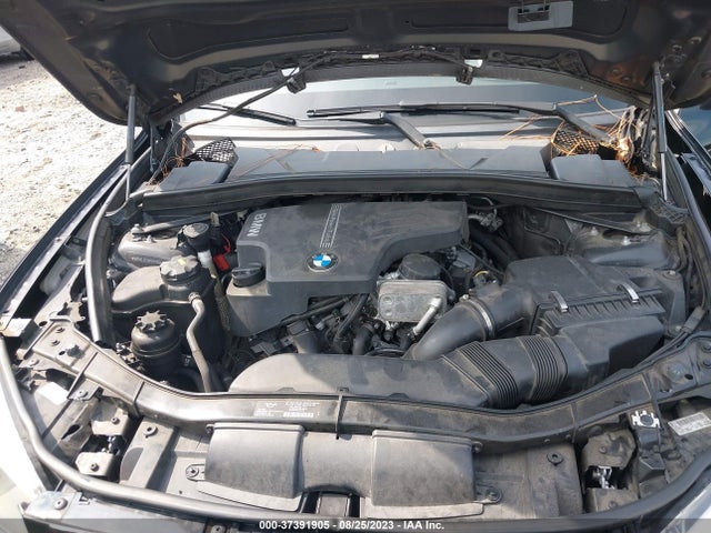2015 BMW X1 XDRIVE28I VIN: WBAVL1C5XFVY26440