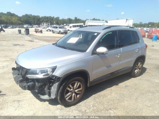 WVGAV7AX8GW558577 Volkswagen TIGUAN S