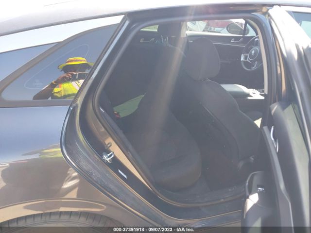 5XXG14J25MG014077 KIA K5 LXS