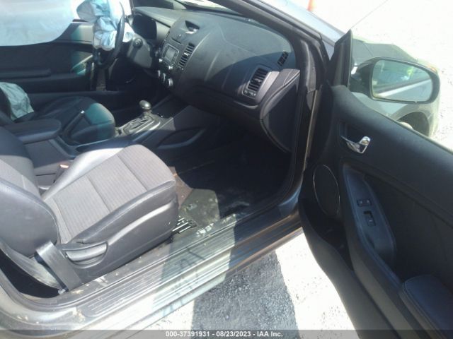 KNAFZ6A31G5642605 KIA Forte Koup Sx
