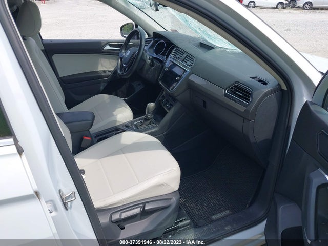 3VV2B7AX6JM013942 Volkswagen Tiguan Sel/se