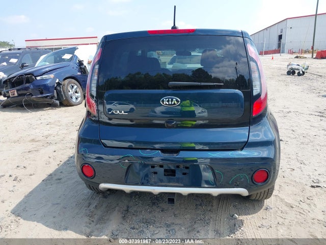 KIA SOUL + 2018 KNDJP3A51J7592125 Image 16