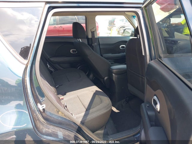 KIA SOUL + 2018 KNDJP3A51J7592125 Image 8