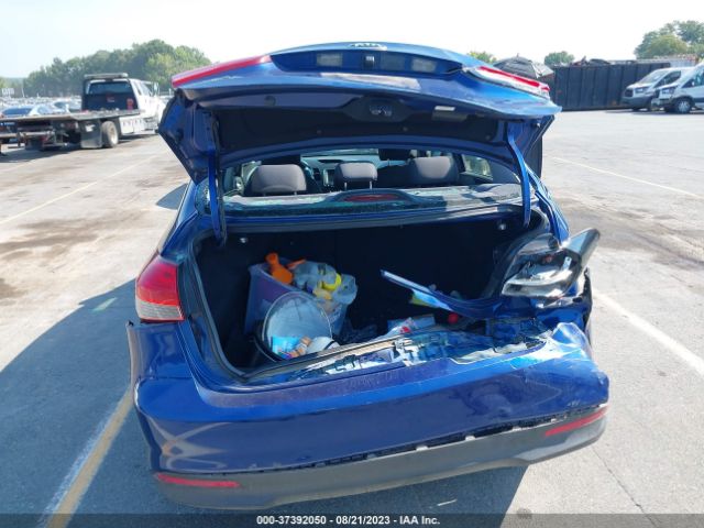 3KPFL4A73JE182807 KIA FORTE LX