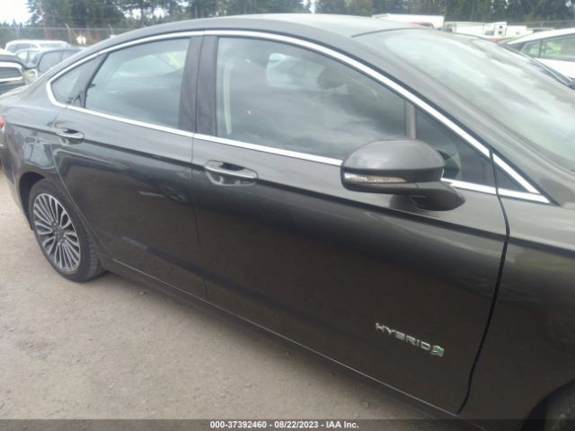 3FA6P0RU2JR159668 Ford Fusion Hybrid Titanium