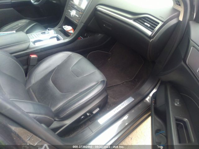 3FA6P0RU2JR159668 Ford Fusion Hybrid Titanium