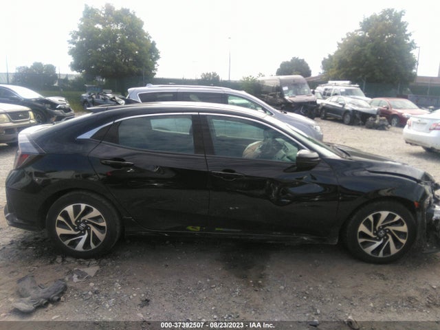 2019 HONDA CIVIC HATCHBACK LX VIN: SHHFK7H33KU405672