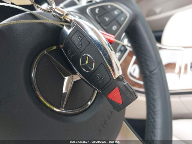 55SWF4KBXJU258929 Mercedes-Benz C-class C 300