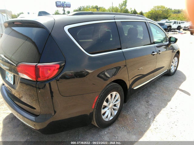 2C4RC1BG2HR523973 Chrysler Pacifica Touring-l