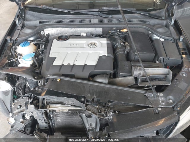3VWLL7AJ3EM381171 Volkswagen Jetta Sedan Tdi W/premium